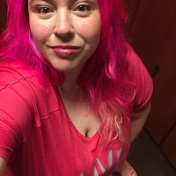 Meet your Posher, Cee - Picture 1 of 1